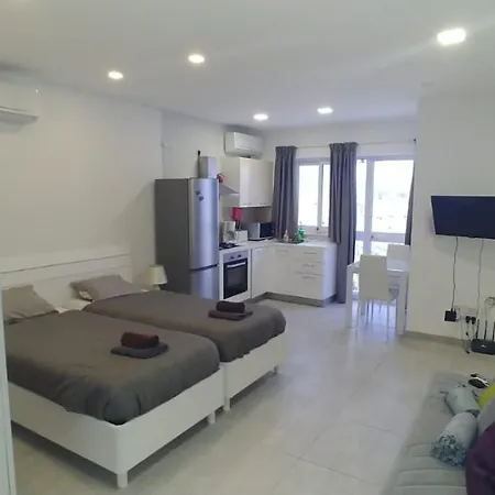 Wonderful Apartments With Shared Jacuzzi And Panorama Rooftop Gzira Exterior photo
