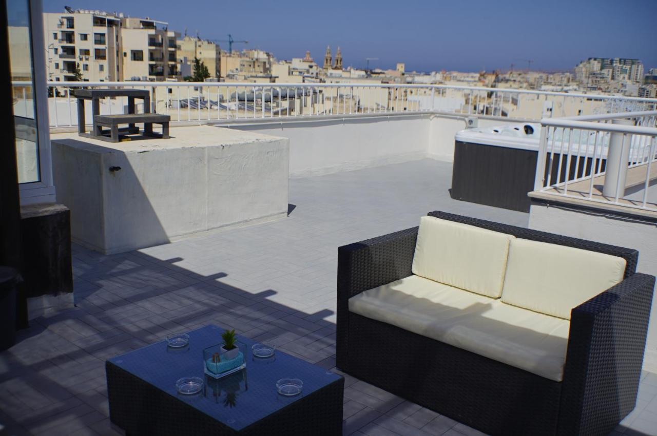 Wonderful With Shared Jacuzzi And Panorama Rooftop *