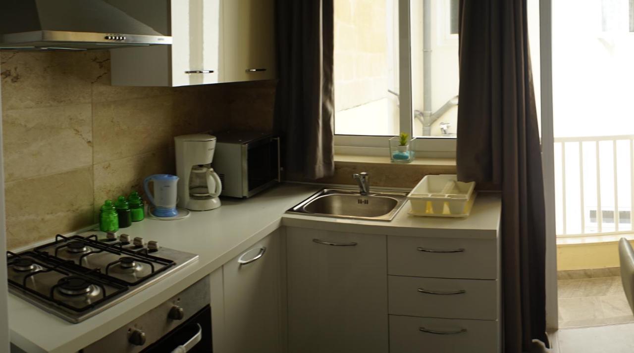 Wonderful With Shared Jacuzzi And Panorama Rooftop