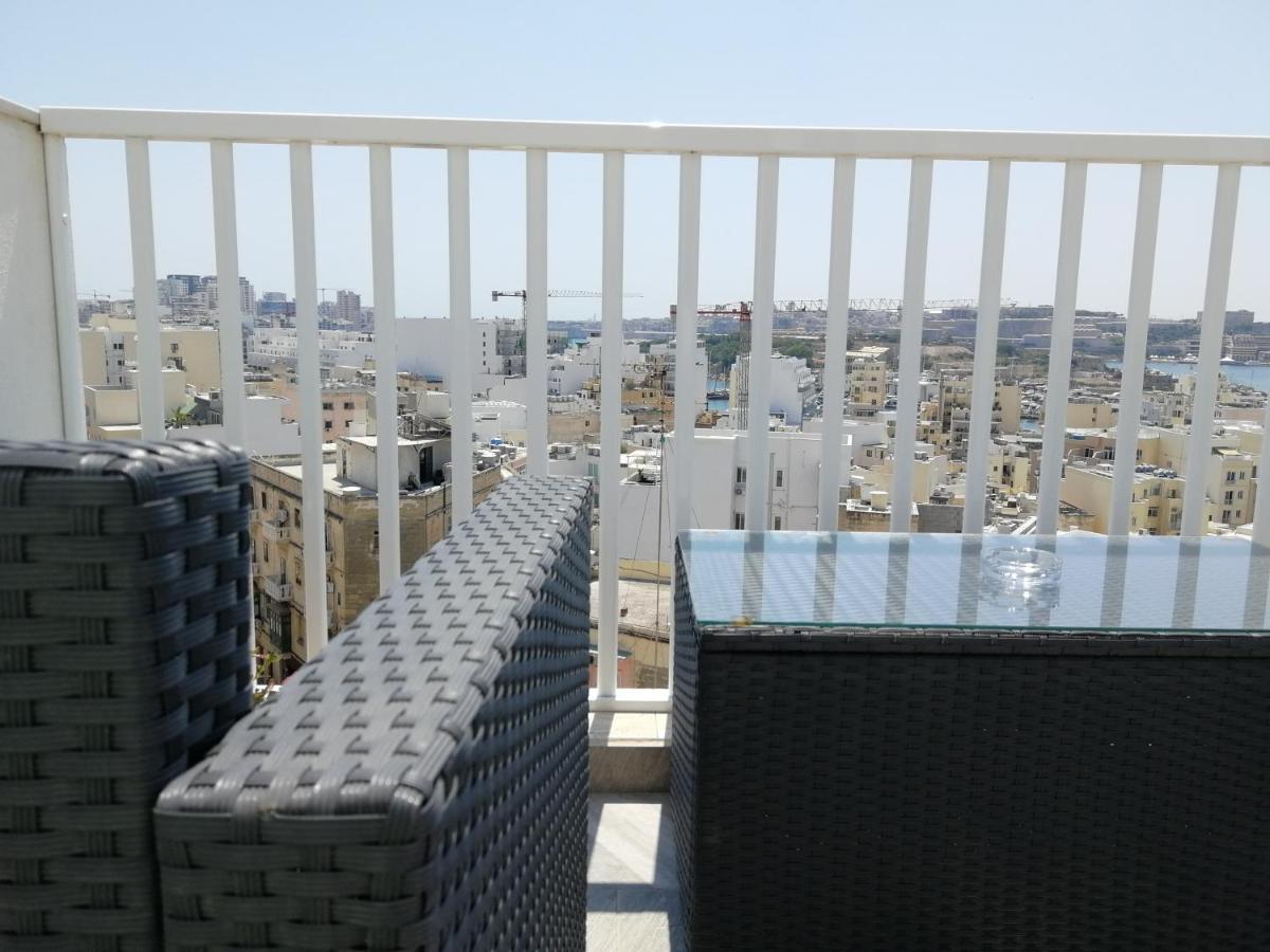Wonderful With Shared Jacuzzi And Panorama Rooftop Gzira