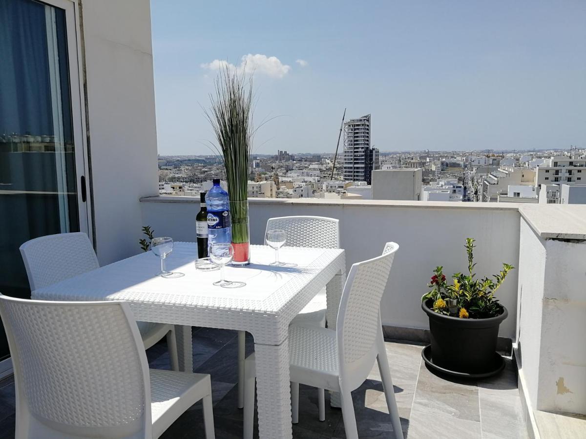 Wonderful With Shared Jacuzzi And Panorama Rooftop *
