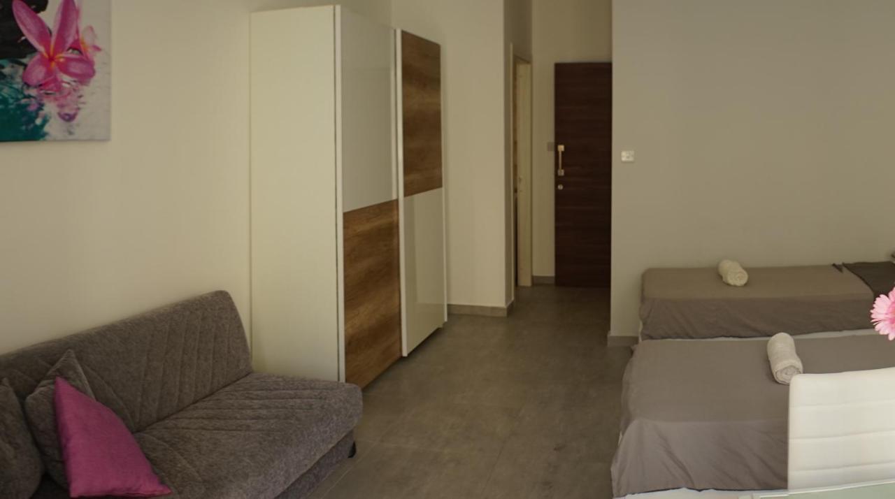 Wonderful With Shared Jacuzzi And Panorama Rooftop *