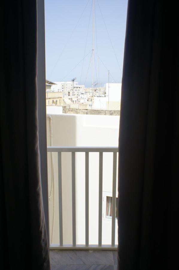 Wonderful With Shared Jacuzzi And Panorama Rooftop Gzira