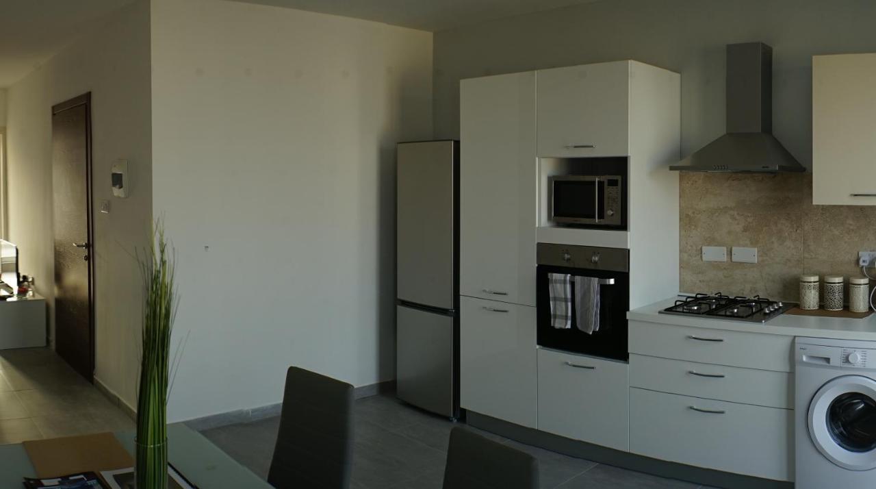 Wonderful With Shared Jacuzzi And Panorama Rooftop Gzira